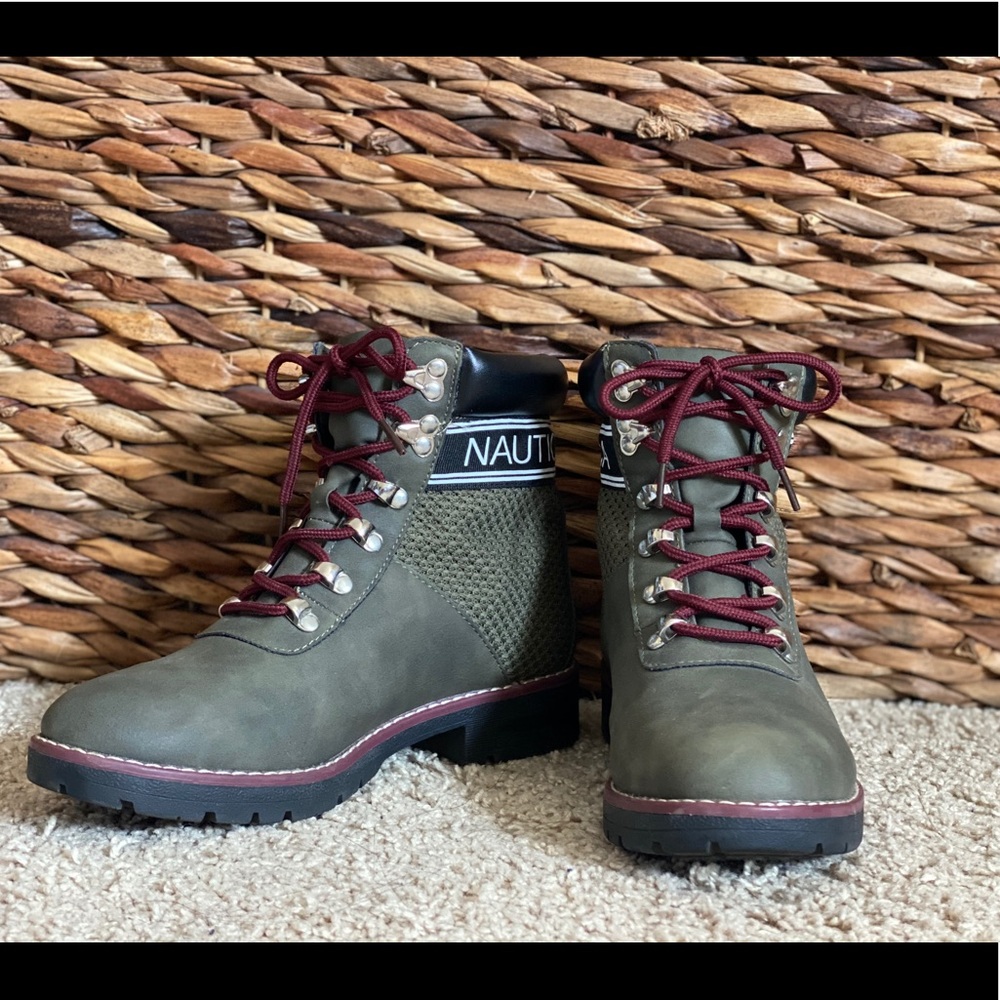 Nautica Women Olive Phoenix Ankle Boots size 7
